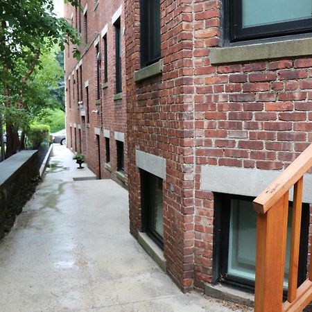 A Stylish Stay With A King Bed And Heated Floors #27 Brookline Exterior foto
